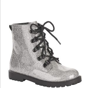 🚀MAJOR SALE BRAND NEW HOLOGRAPHIC SILVER BOOTS